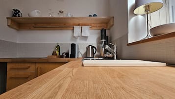 Kühlschrank, Herdplatte, Geschirrspüler