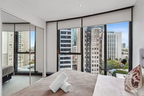 1 غرفة نوم ومكواة/لوح كي وواي فاي وملاءات أسرّة