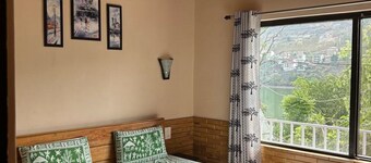 Kiran Homestay Bhimtal