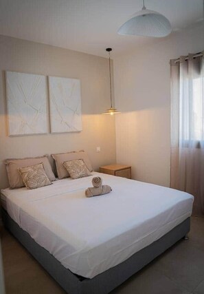 1 habitación, tabla de planchar con plancha, wifi y ropa de cama