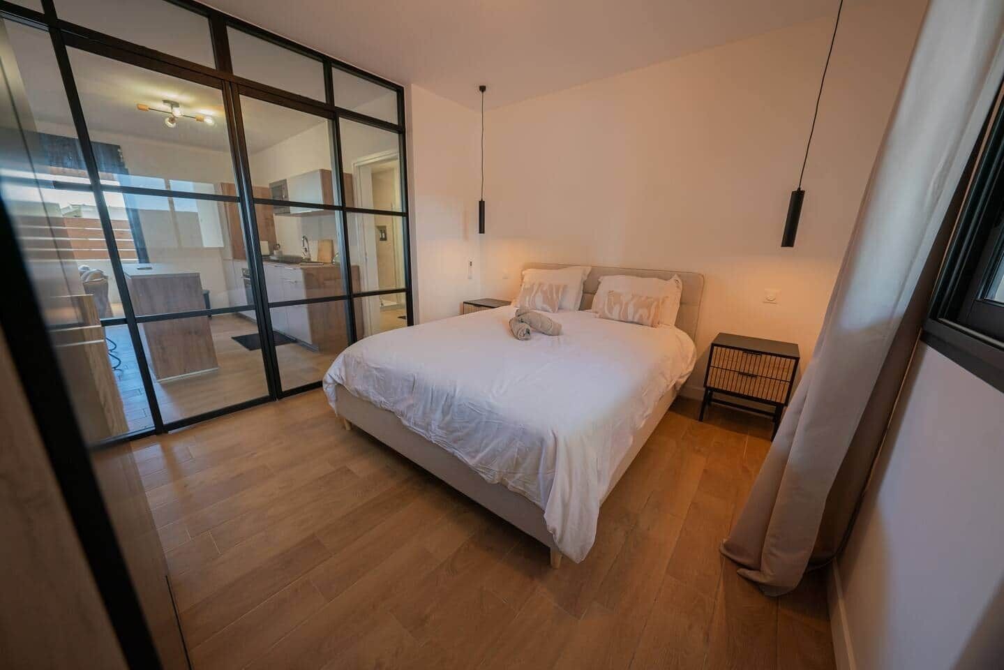 1 camera, ferro/asse da stiro, Wi-Fi, lenzuola