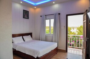 Family Room | Iron/ironing board, free WiFi - An Vinh Analog House - le Bonheur (Phan Thiet)