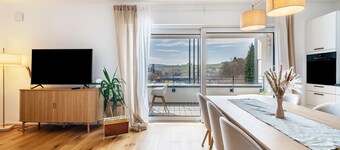 Apartment 'Bei Stefanie' with Mountain View, Balcony and Wi-Fi