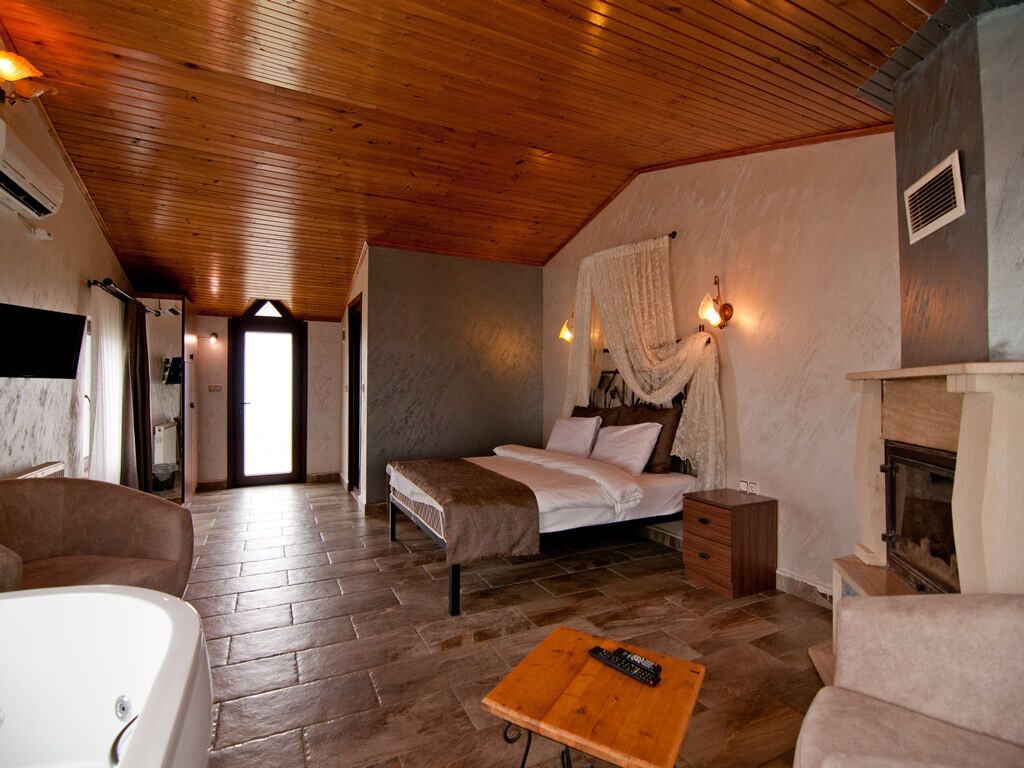 Quarto luxo, 1 cama King, para fumantes, vista para o jardim