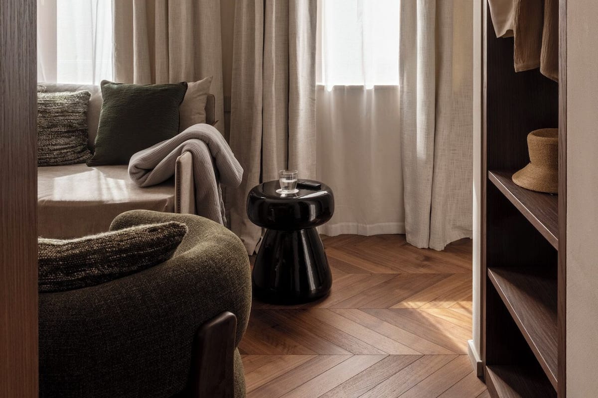 In-room safe, desk, laptop workspace, blackout drapes
