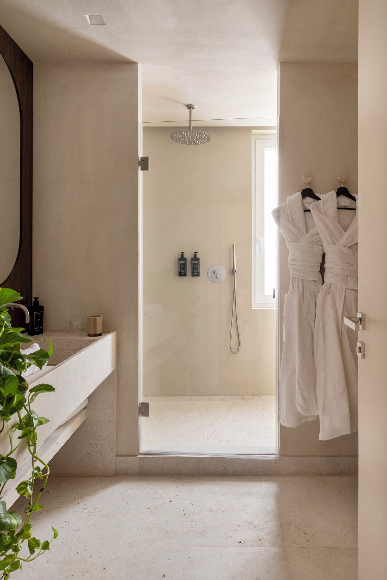 Suite | Bagno | Asciugacapelli, pantofole, asciugamani, sapone