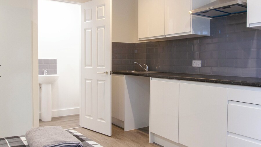 Bridge Road - Room 2b