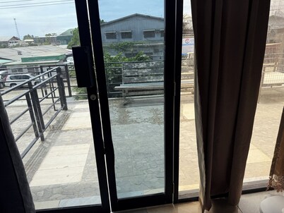 Serene Apartment Near UN, Banks, and Airport in Honiara