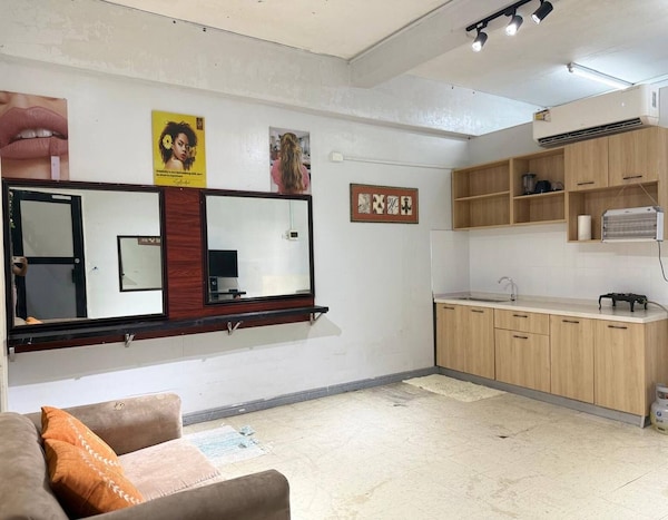 Peaceful Family Retreat In Honiara's Heart - Isole Salomone