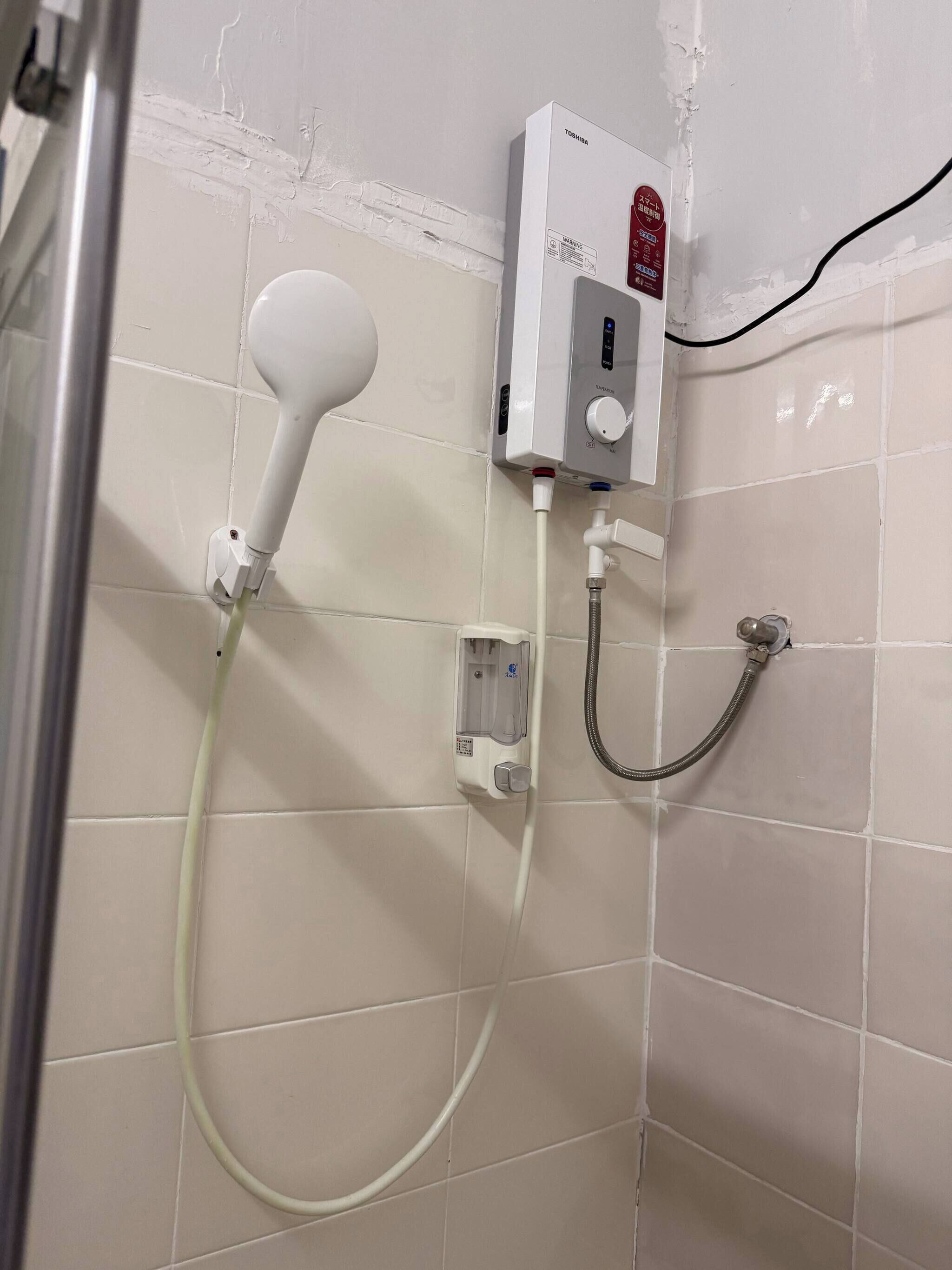 Apartment, 2 Bedrooms | Bathroom shower
