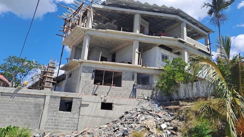 Peaceful Family Retreat in Honiara's Heart