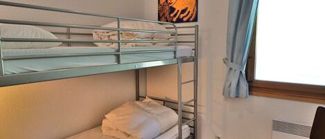 3 bedrooms, WiFi