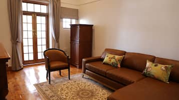 Family Suite | Free WiFi, bed sheets