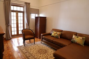 Family Suite | Free WiFi, bed sheets