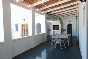 Exterior - Volstruis Paleis (Ladismith)