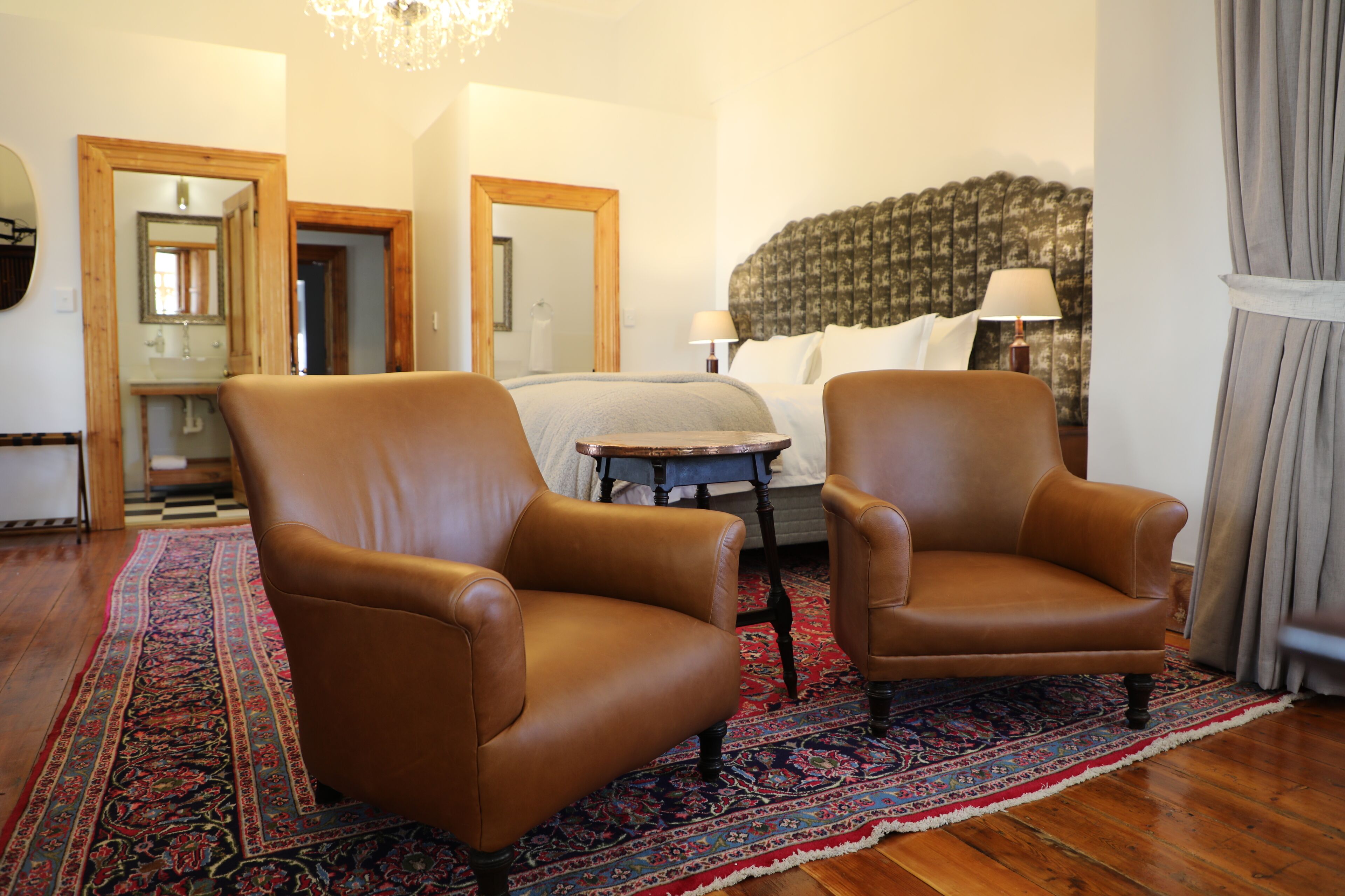 럭셔리 더블룸 | 무료 WiFi, 침대 시트