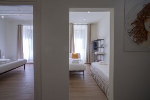 Een strijkplank/strijkijzer