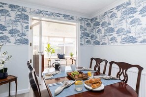Dining - Coastal Village Hideaway | Village Retreat | Sleeps 4 (Scalby)