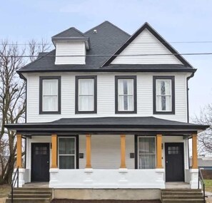 Exterior - 3BR Family Home Arsenal Heights (Indianapolis)