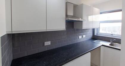 Bridge Road - Room 3a