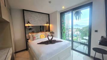 1 bedroom, iron/ironing board, internet, bed sheets