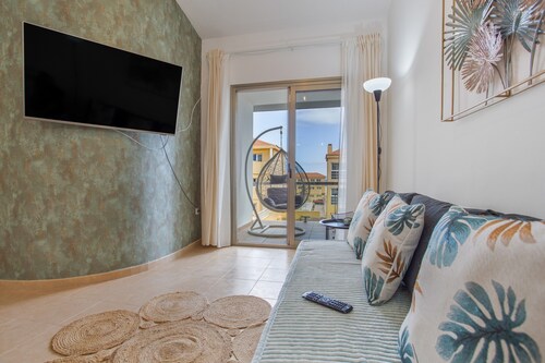 Vacation Apartment 'vv Sueño Del Mar' with Sea View, Pool and Wi-Fi
