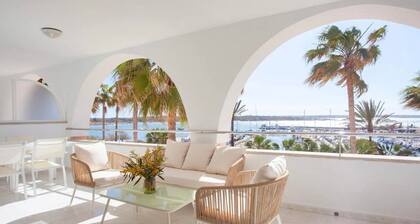 Appartement 'Edificio Puerto - 1 Chambre F2' avec vue sur la mer, Wi-Fi et climatisation