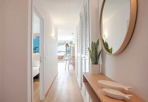 Interior - Apartment 'Edificio Puerto - 3 Habitaciones G1' (Colonia Sant Jordi)