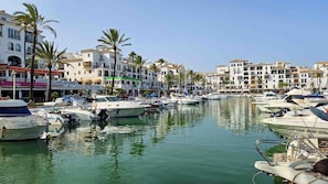 Appartement, 2 chambres, balcon, vue sur le jardin | Marina
