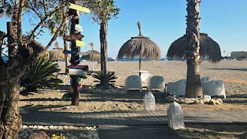 Apartamento, 2 habitaciones, balcón, vistas al jardín | Playa