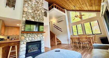 Cozy Oasis With Loon Mountain Views + Ski Shuttle