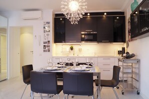 Dining - Comfortable 2 BR Terrace Apartment - Beach & Center - 4 Guests (Los Cristianos)