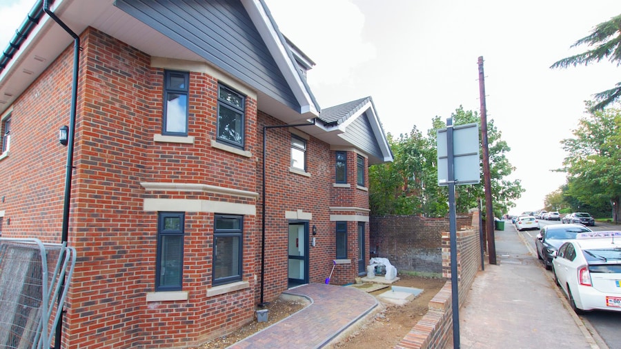 Bridge Road - Room 4a