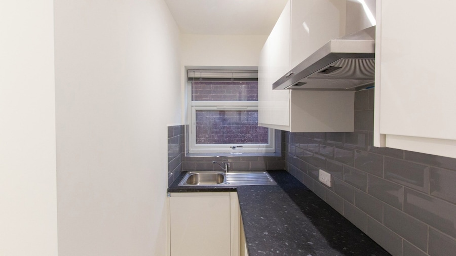 Bridge Road - Room 4a