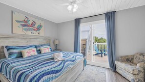 5 chambres, fer et planche à repasser, Wi-Fi, draps fournis