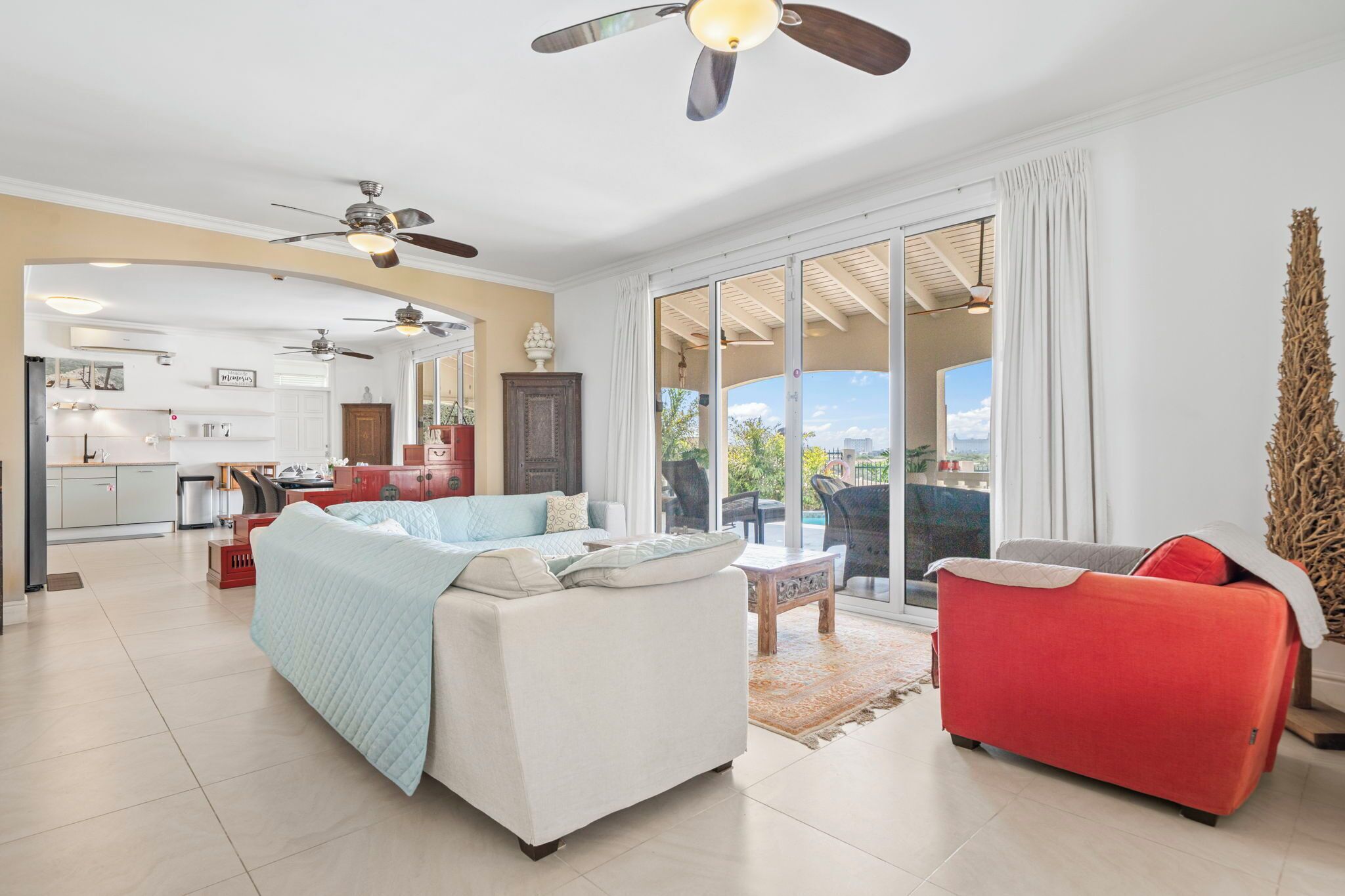 House (3 Bedrooms) | Property amenity