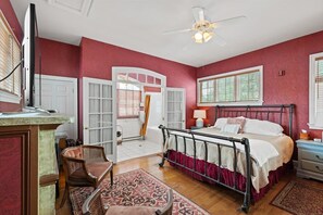 1 chambre, fer et planche à repasser, Wi-Fi gratuit, draps fournis