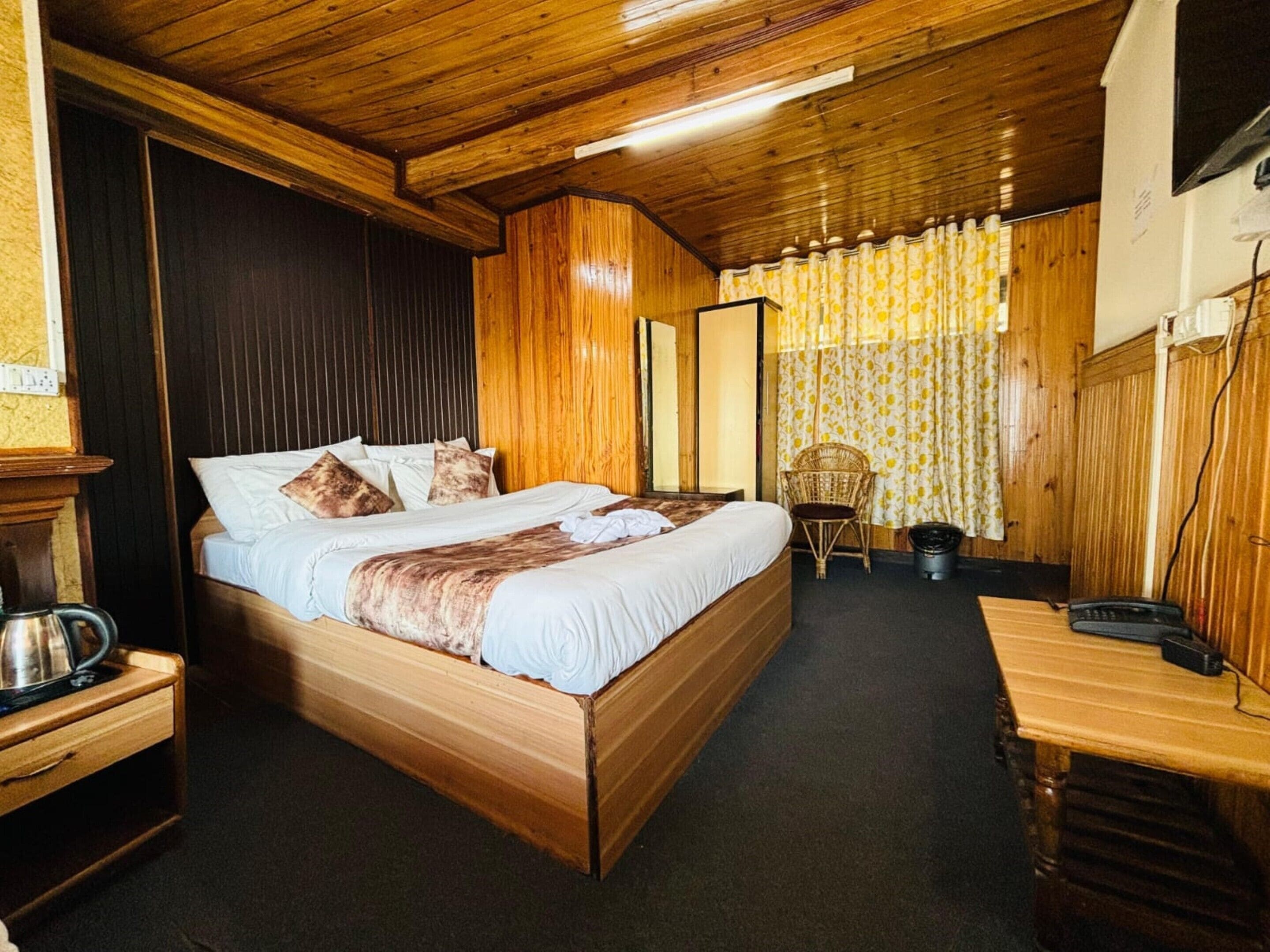 Standard Double Room, City View | Free WiFi, bed sheets