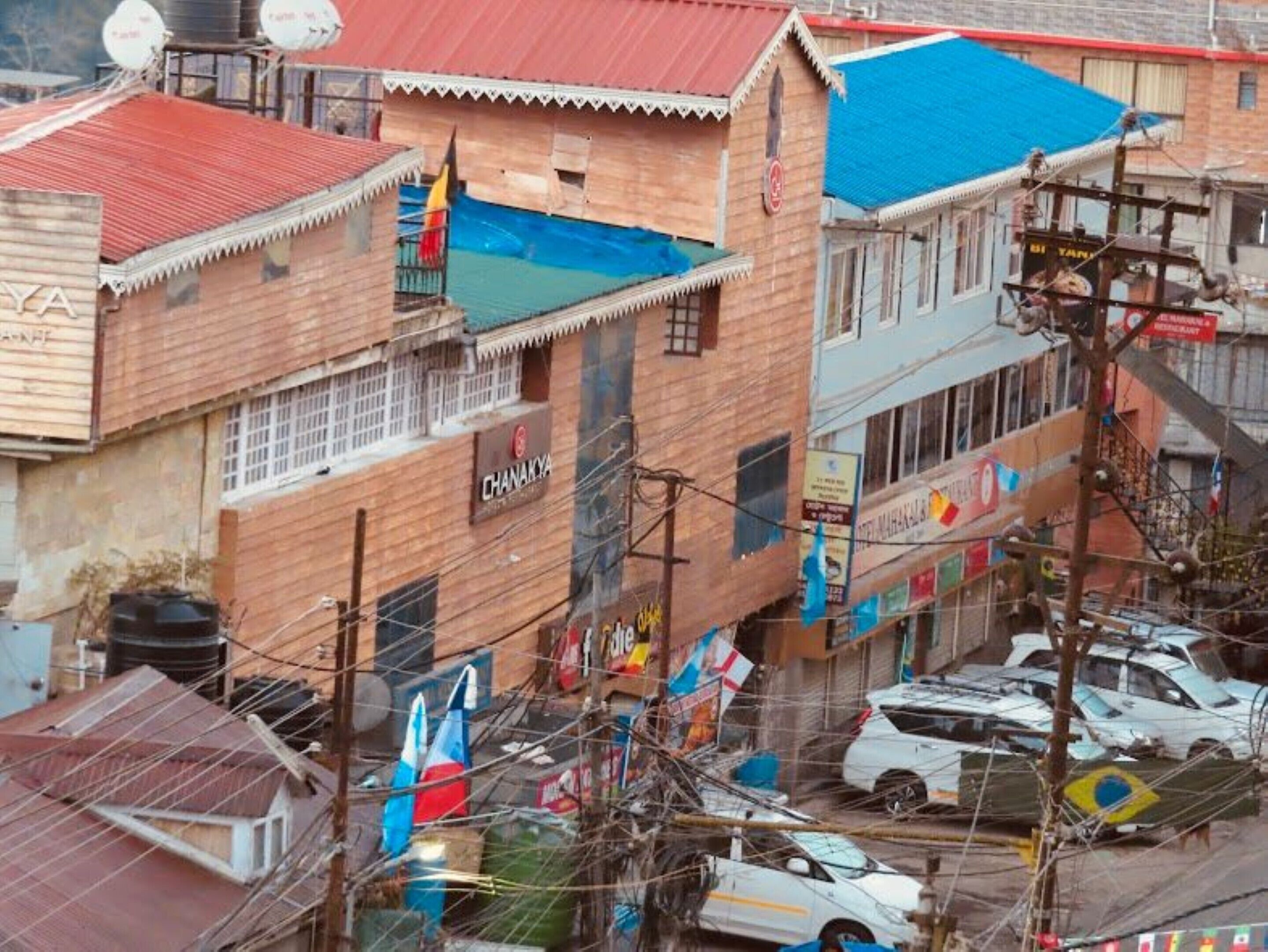 Vista frontal de la propiedad