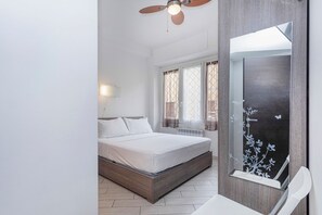 Apartamento, 2 habitaciones, vistas al jardín | Tabla de planchar con plancha y wifi gratis