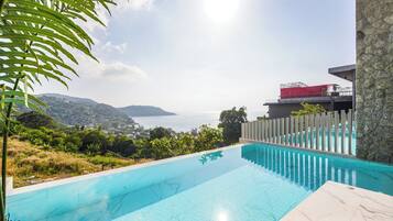 Villa, 4 Bedrooms, Sea View | Living area
