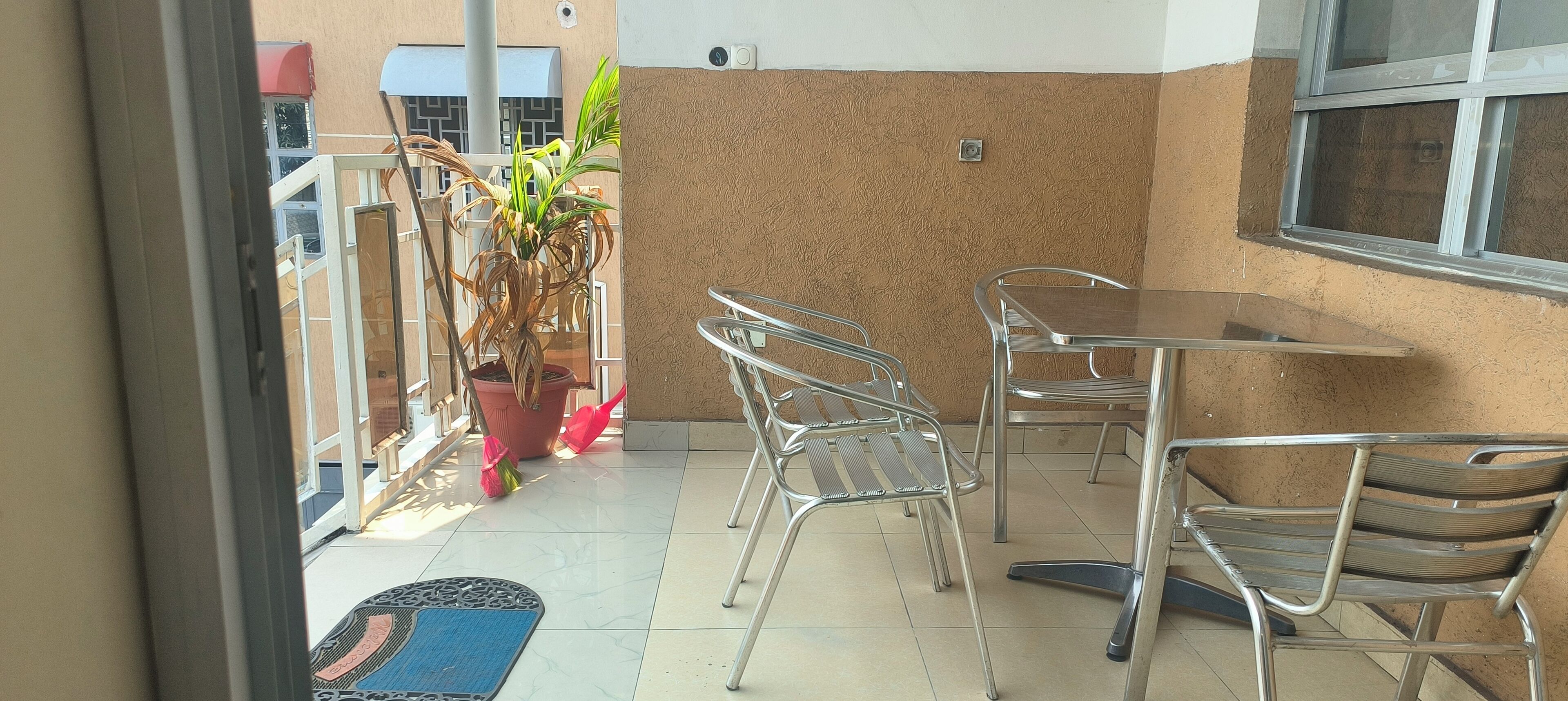 منزل - ٣ غرف نوم - للمدخنين - بشرفة | شرفة