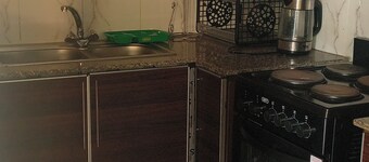 Serene 5-bedroom Apartment in Kinshasa's 10Úme Rue Limete-résidentiel