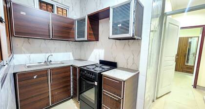 Serene 5-bedroom Apartment in Kinshasa's 10Úme Rue Limete-résidentiel
