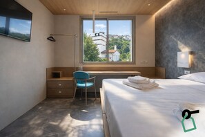 Double Room | Free WiFi, bed sheets - Hotiday Lerici Trebiano (Arcola)