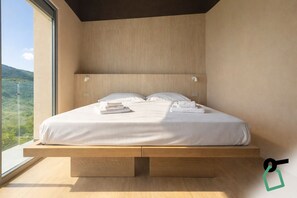 Double Room | Free WiFi, bed sheets - Hotiday Lerici Trebiano (Arcola)