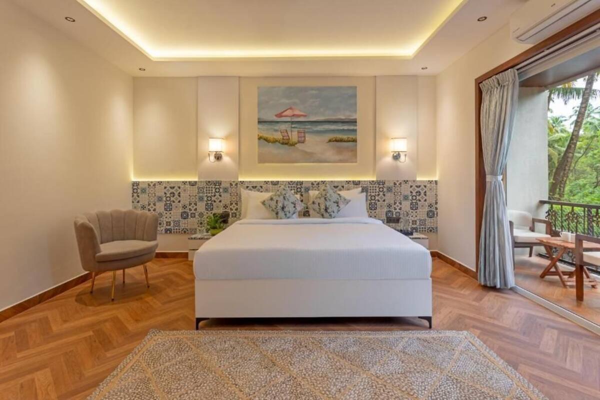 Egyptian cotton sheets, premium bedding, memory-foam beds, soundproofing