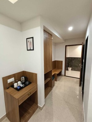 مكتب وواي فاي مجانًا