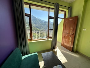 Quarto casal luxo, vista para a montanha | Wi-Fi de cortesia