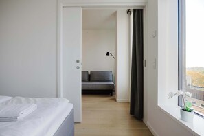 1 bedroom, desk, iron/ironing board, WiFi - Elegant Apartment Lovely City Views (København)